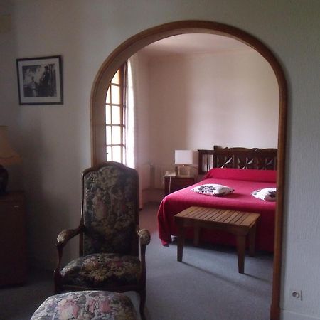 Hotel Restaurant L'Ecluse Antonne-et-Trigonant ภายนอก รูปภาพ