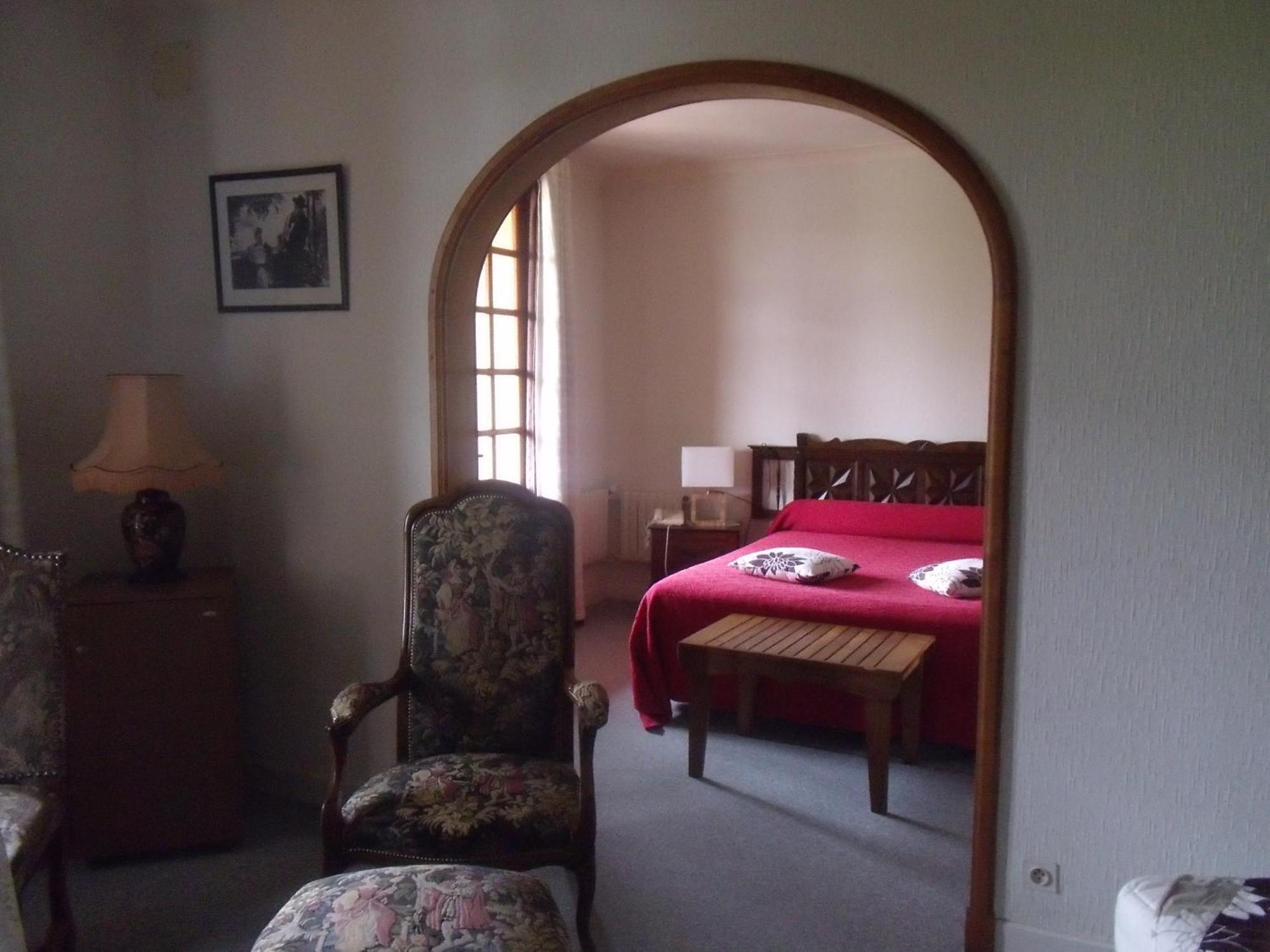 Hotel Restaurant L'Ecluse Antonne-et-Trigonant ภายนอก รูปภาพ
