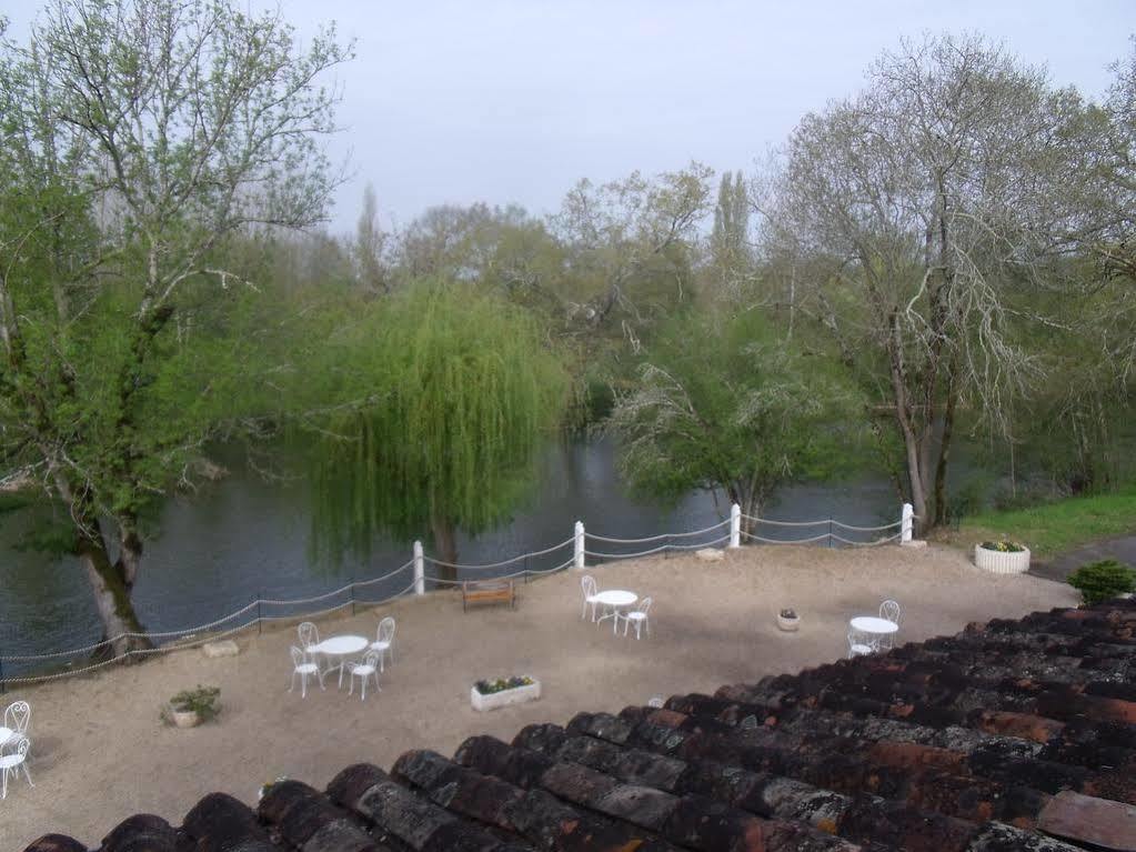 Hotel Restaurant L'Ecluse Antonne-et-Trigonant ภายนอก รูปภาพ